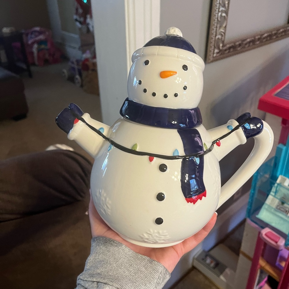 unique snowman tea pot